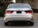 Lexus LS460 2012 года